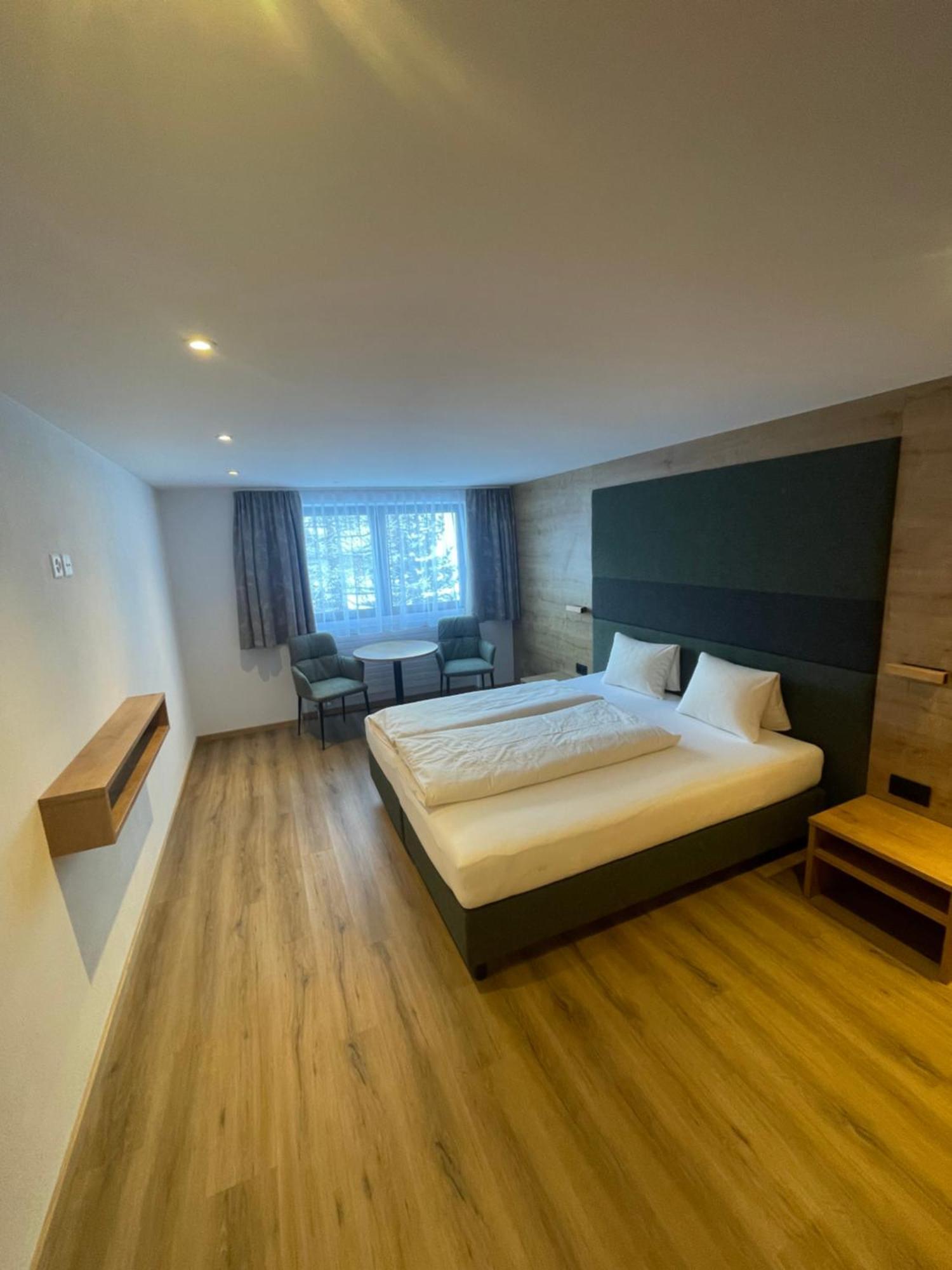 Hotel Edi Samnaun Bagian luar foto